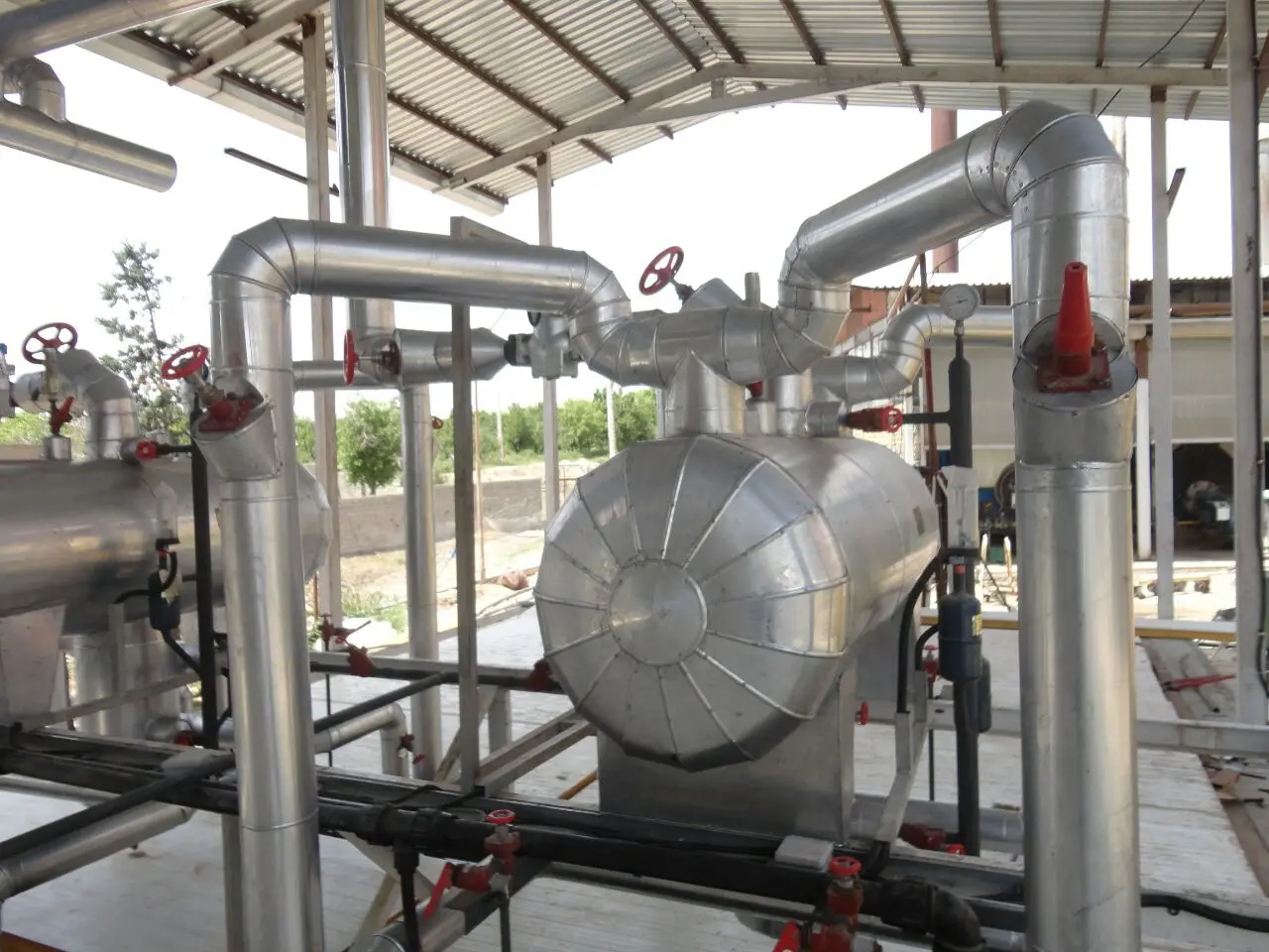 عایقکاری لوله و مخرن با عایق پولی یورتان