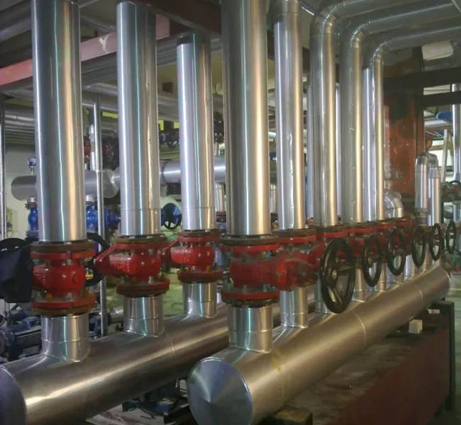 خدمات عایقکاری لوله موتور خانه با پشم سنگ با روکش آلمنیوم